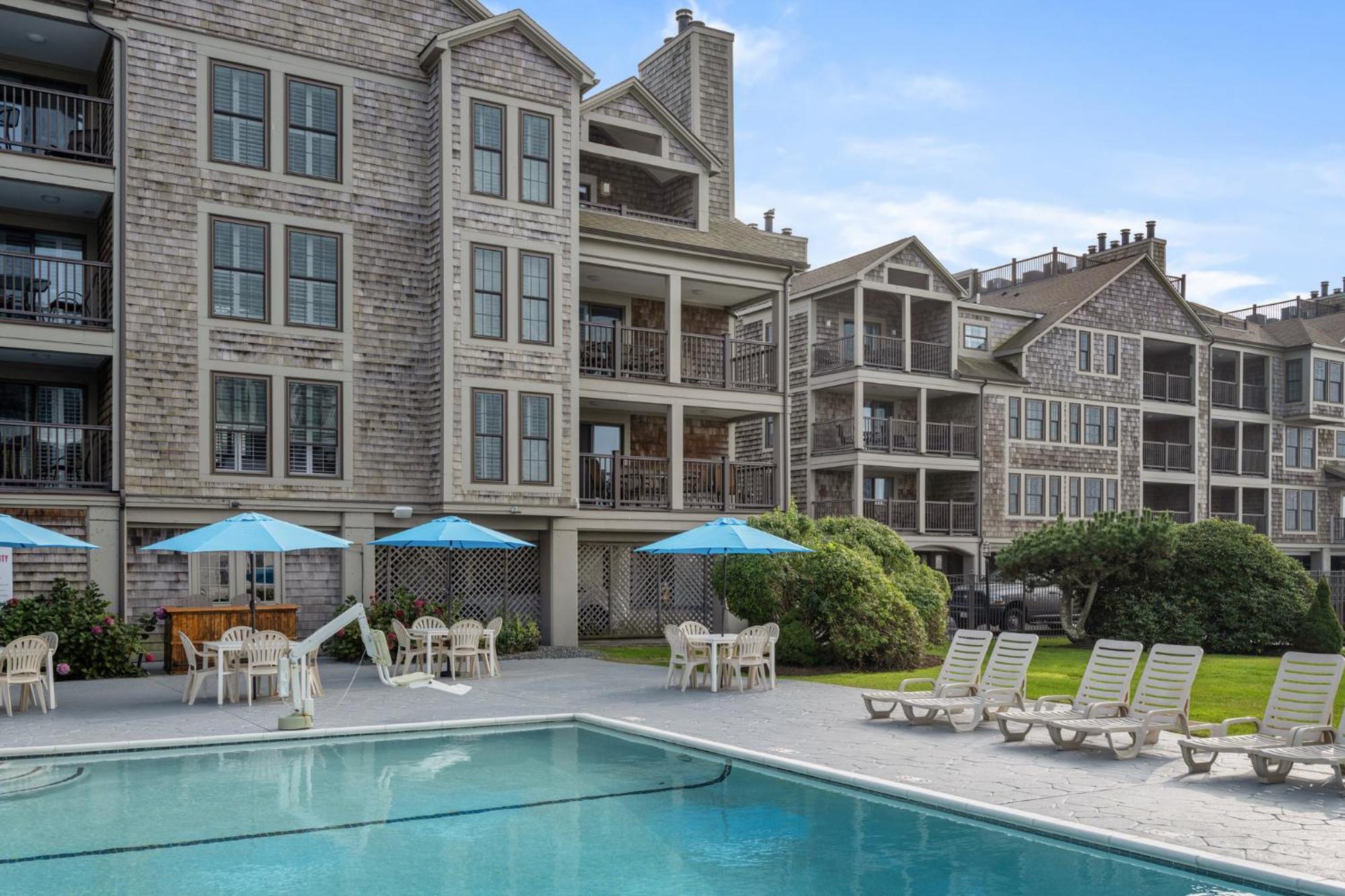 Club Wyndham Newport Onshore Eksteriør billede