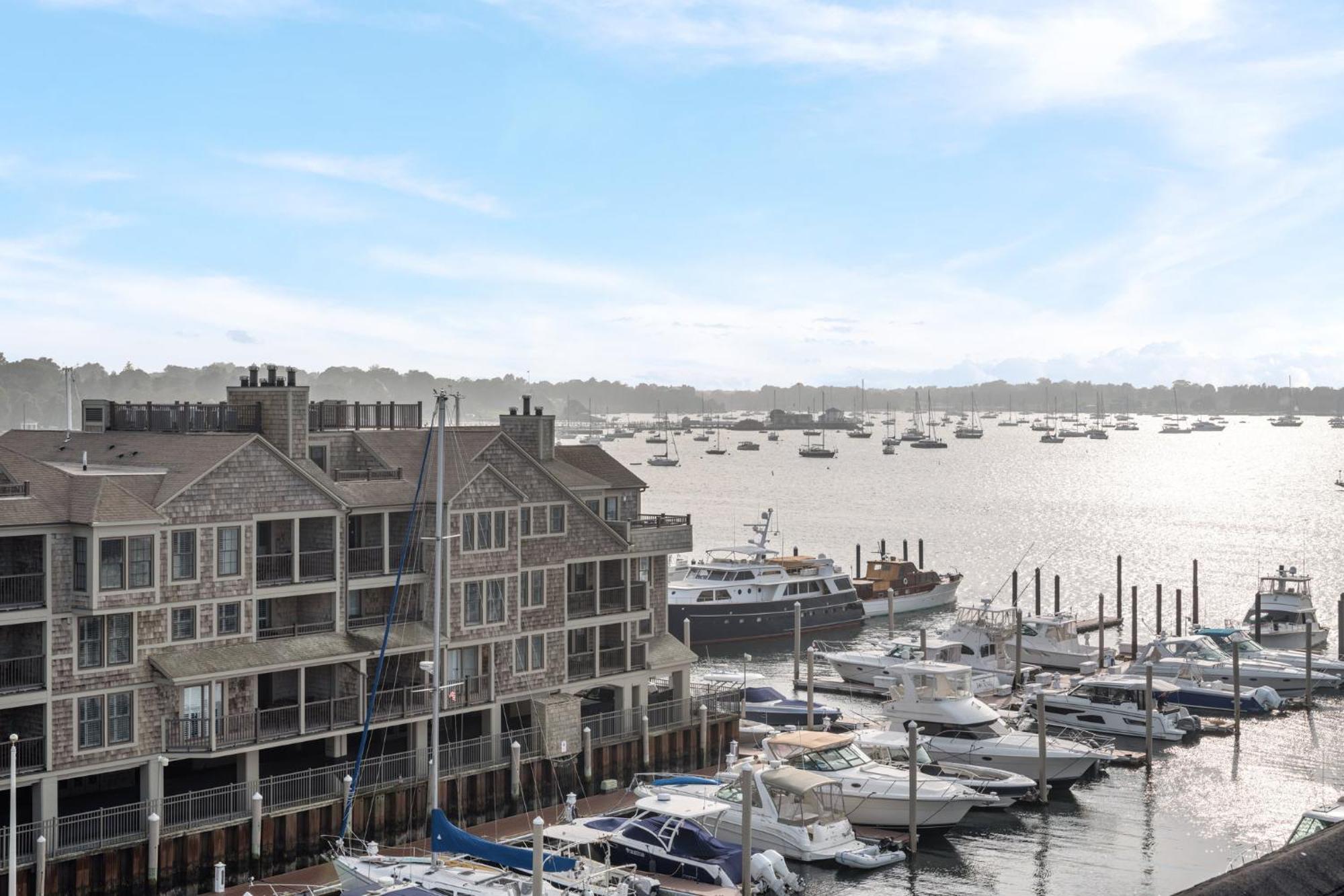 Club Wyndham Newport Onshore Eksteriør billede